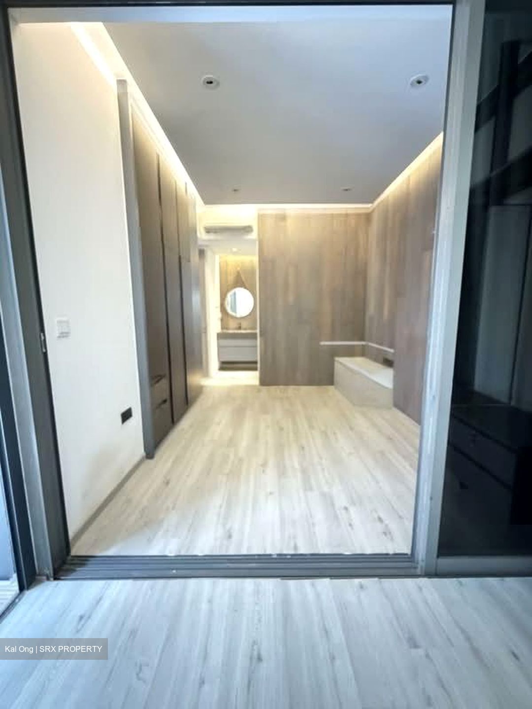Stratum (D18), Condominium #559701651